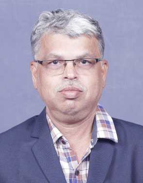 Dr.Kakade Vikas Chintaman ,Professor & Head Dept.of Statistics , Dean - Faculty of Science